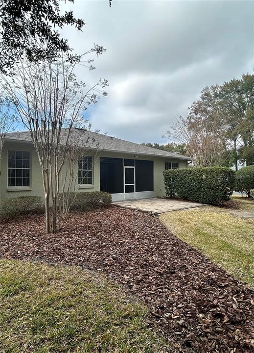 For Sale: $299,000 (3 beds, 2 baths, 2024 Square Feet)