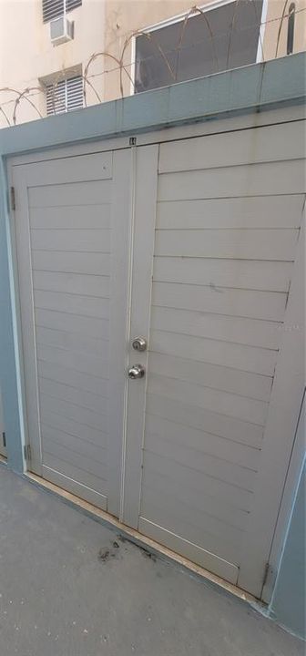 На продажу: $359,000 (2 спален, 1 ванн, 0 Квадратных фут)