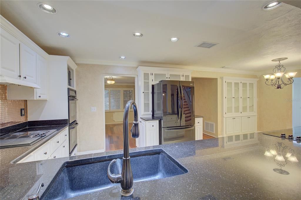 For Rent: $4,900 (4 beds, 3 baths, 3347 Square Feet)