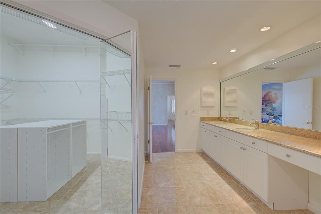 For Rent: $4,900 (4 beds, 3 baths, 3347 Square Feet)