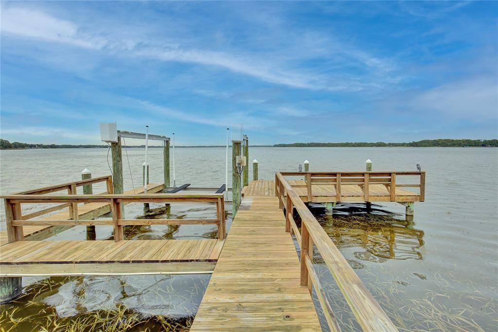 For Rent: $4,900 (4 beds, 3 baths, 3347 Square Feet)