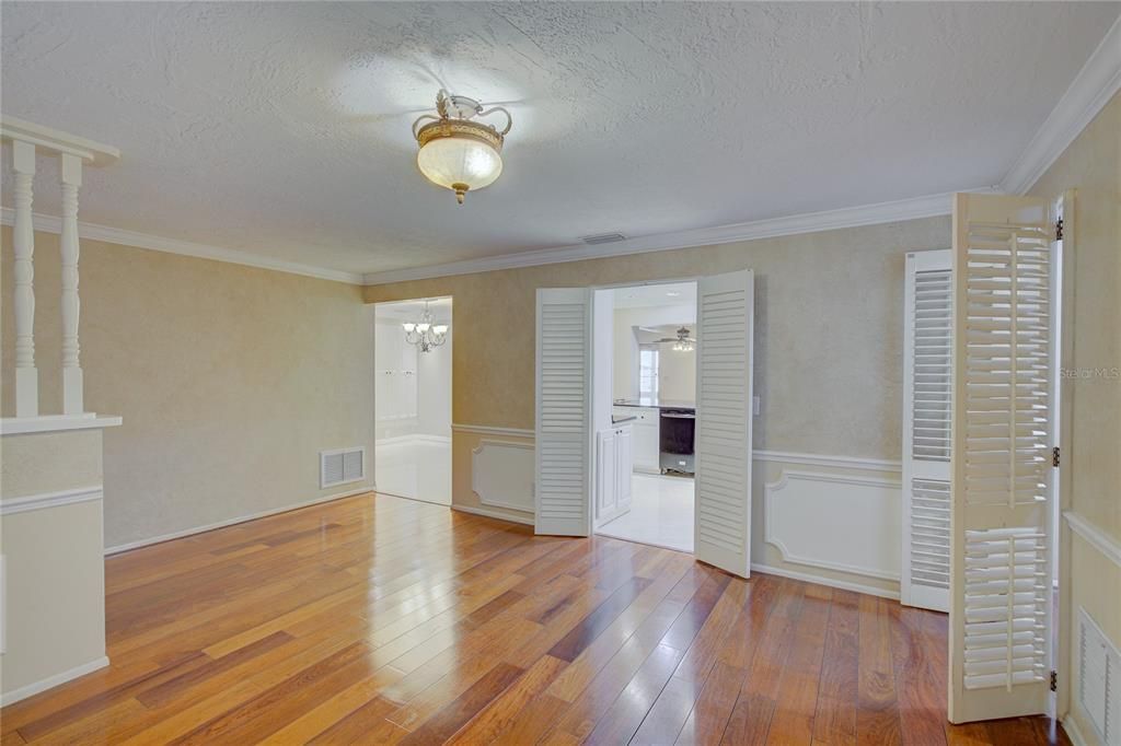 For Rent: $4,900 (4 beds, 3 baths, 3347 Square Feet)