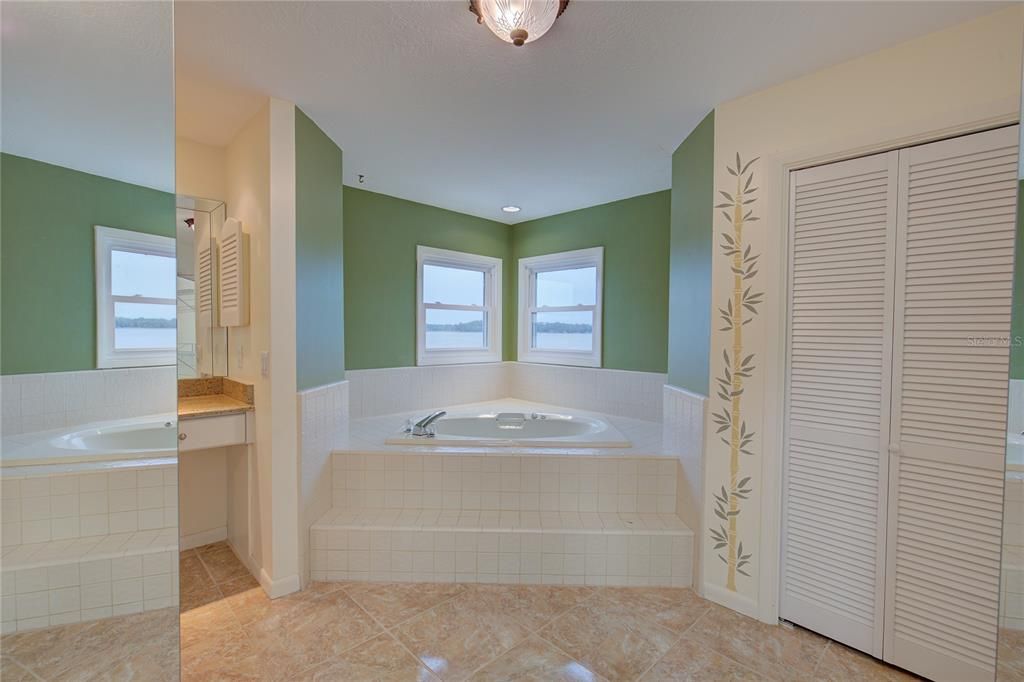 For Rent: $4,900 (4 beds, 3 baths, 3347 Square Feet)