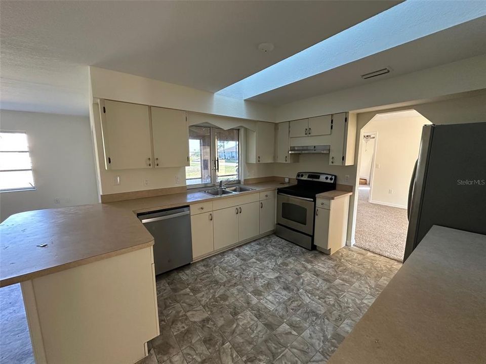 待售: $279,900 (3 贝兹, 2 浴室, 1858 平方英尺)