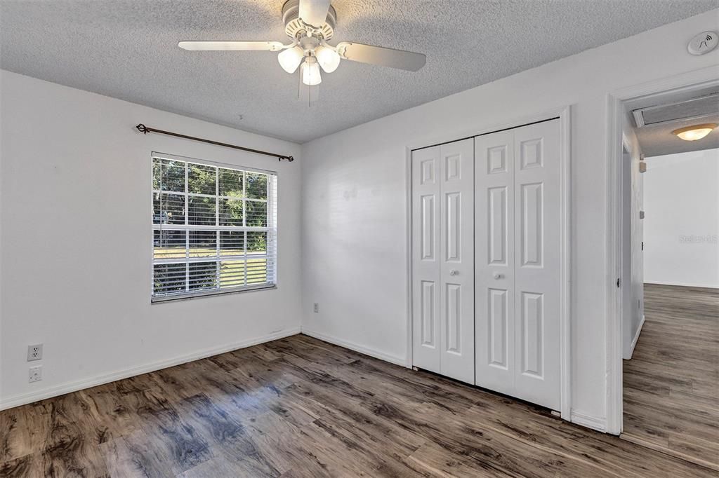 En Venta: $284,500 (3 camas, 1 baños, 1107 Pies cuadrados)