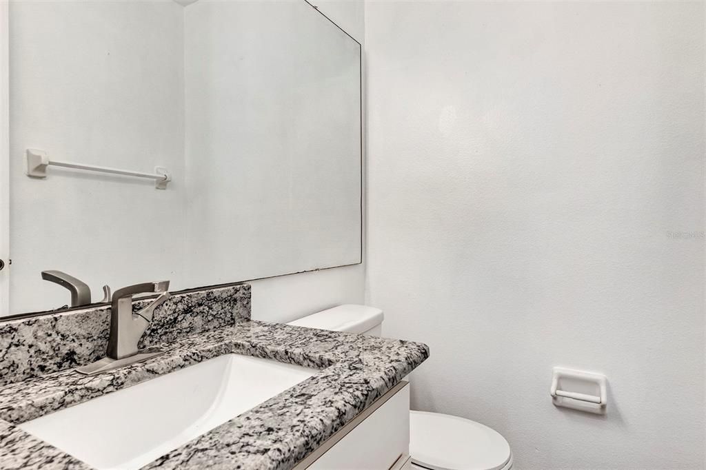 En Venta: $284,500 (3 camas, 1 baños, 1107 Pies cuadrados)