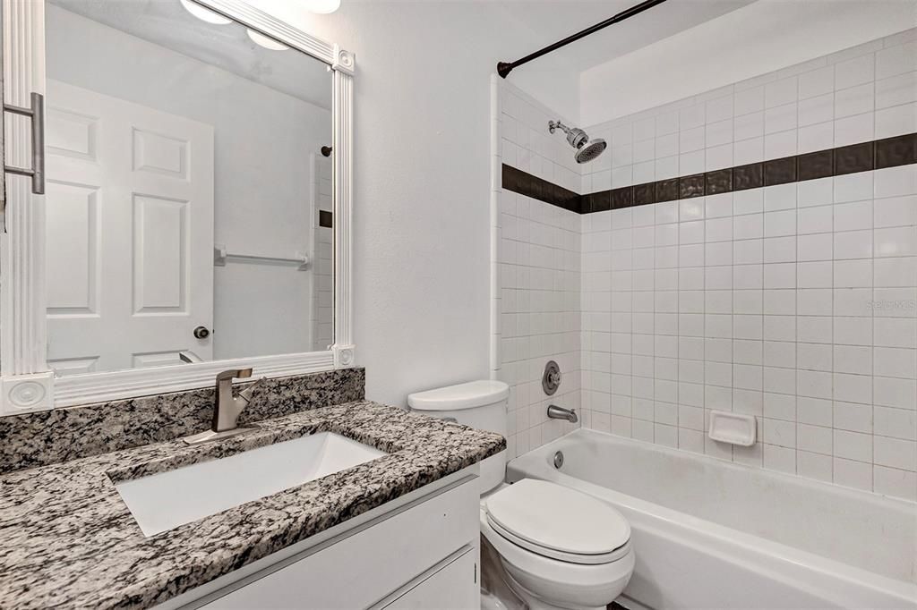 En Venta: $284,500 (3 camas, 1 baños, 1107 Pies cuadrados)