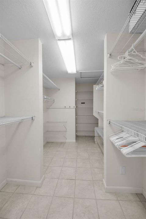 For Sale: $419,900 (2 beds, 2 baths, 1767 Square Feet)