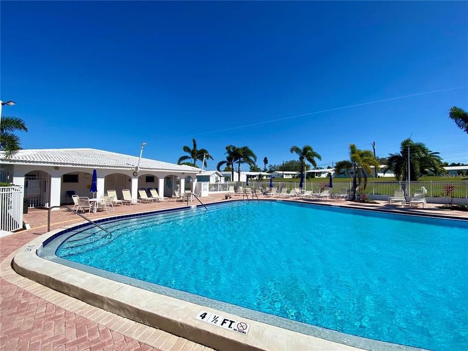 For Sale: $419,900 (2 beds, 2 baths, 1767 Square Feet)