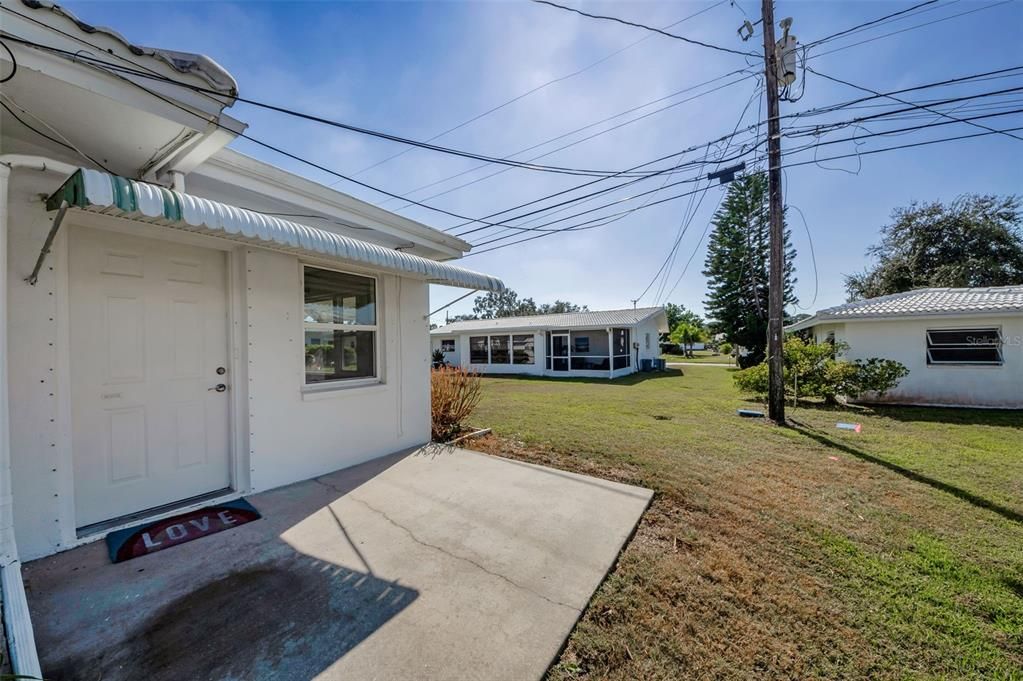 For Sale: $419,900 (2 beds, 2 baths, 1767 Square Feet)