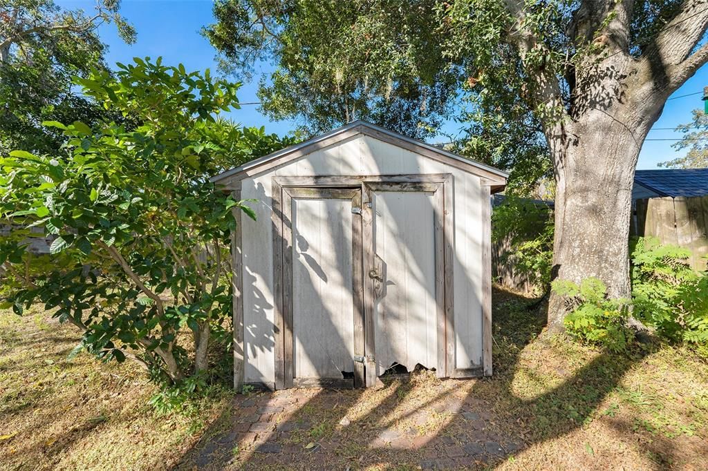 На продажу: $485,000 (3 спален, 2 ванн, 1812 Квадратных фут)