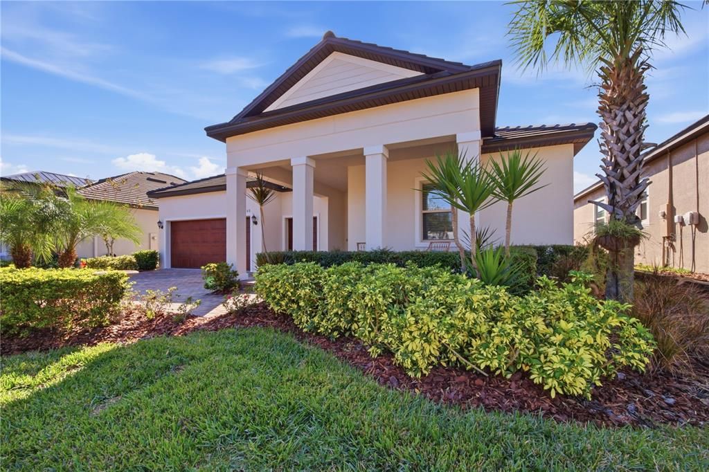 For Sale: $575,000 (3 beds, 2 baths, 2387 Square Feet)