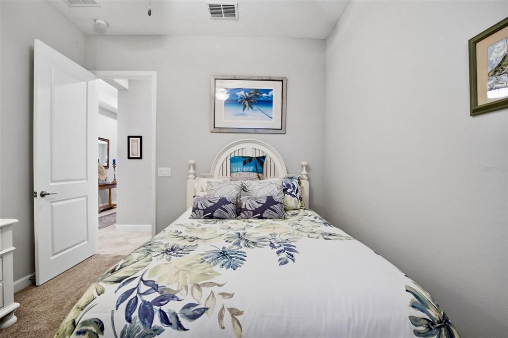 For Sale: $575,000 (3 beds, 2 baths, 2387 Square Feet)