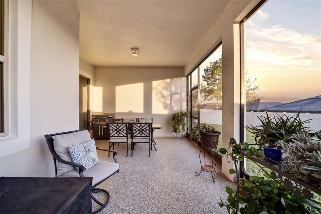 For Sale: $575,000 (3 beds, 2 baths, 2387 Square Feet)