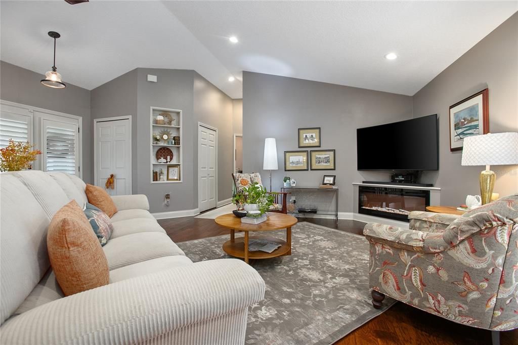 En Venta: $475,000 (3 camas, 2 baños, 1640 Pies cuadrados)