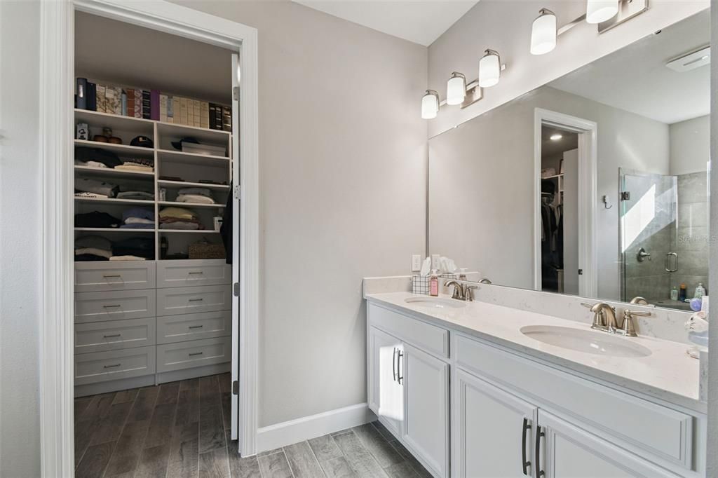 En Venta: $374,900 (3 camas, 2 baños, 1653 Pies cuadrados)