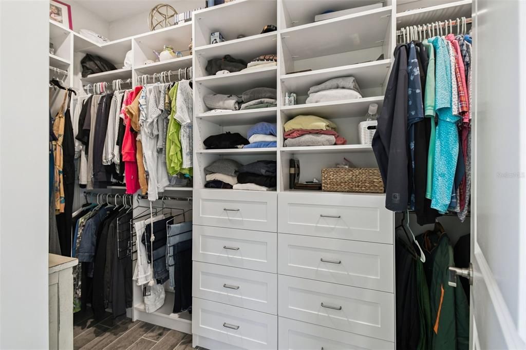 En Venta: $374,900 (3 camas, 2 baños, 1653 Pies cuadrados)