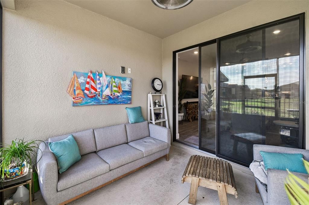 En Venta: $374,900 (3 camas, 2 baños, 1653 Pies cuadrados)