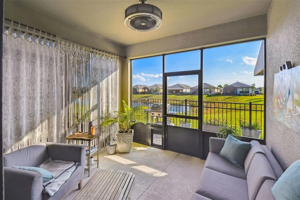 En Venta: $374,900 (3 camas, 2 baños, 1653 Pies cuadrados)