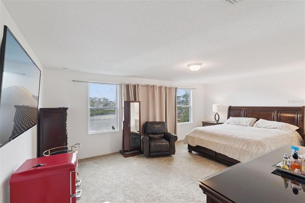 待售: $995,000 (5 贝兹, 4 浴室, 3602 平方英尺)