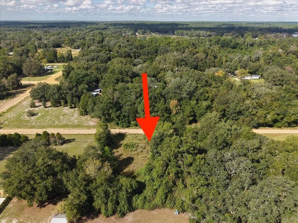 待售: $9,900 (0.22 acres)