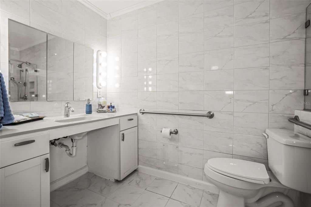 For Sale: $429,000 (2 beds, 2 baths, 1760 Square Feet)