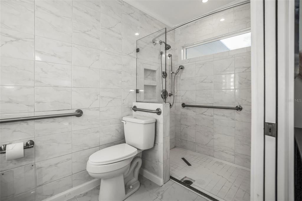 For Sale: $429,000 (2 beds, 2 baths, 1760 Square Feet)