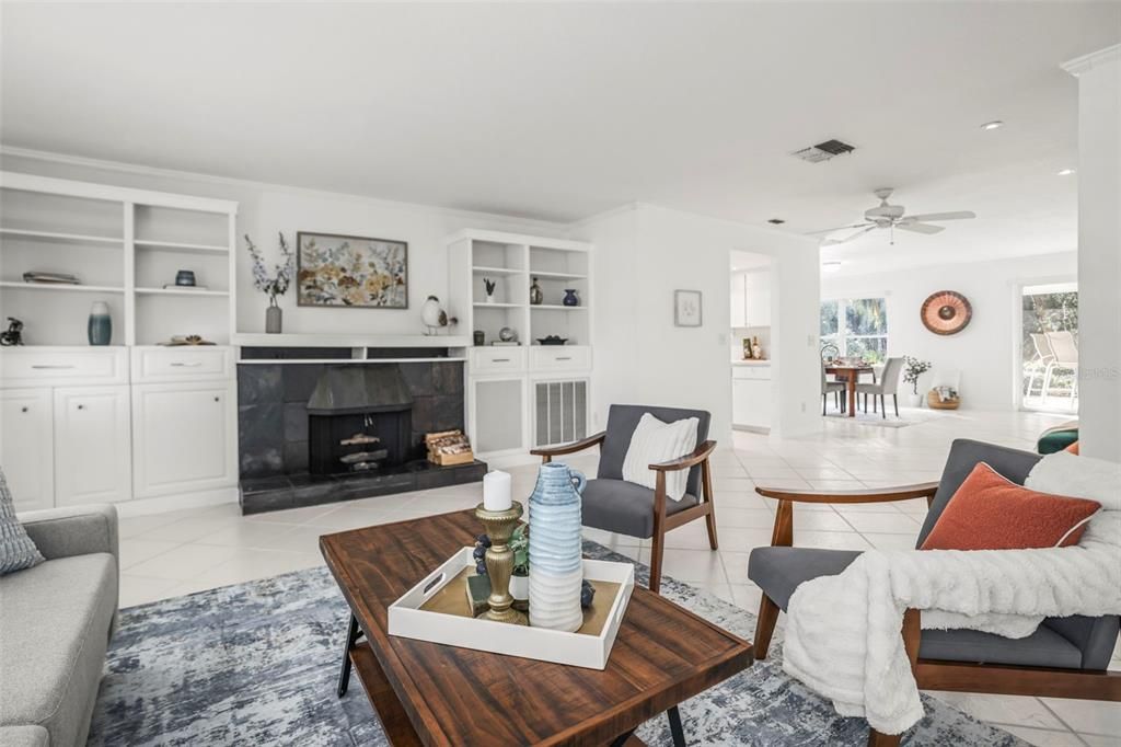 For Sale: $429,000 (2 beds, 2 baths, 1760 Square Feet)