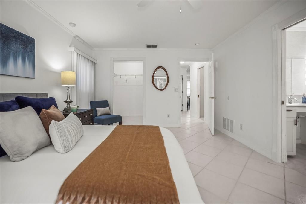 For Sale: $429,000 (2 beds, 2 baths, 1760 Square Feet)