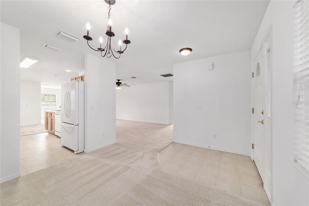 For Sale: $220,000 (2 beds, 2 baths, 1420 Square Feet)