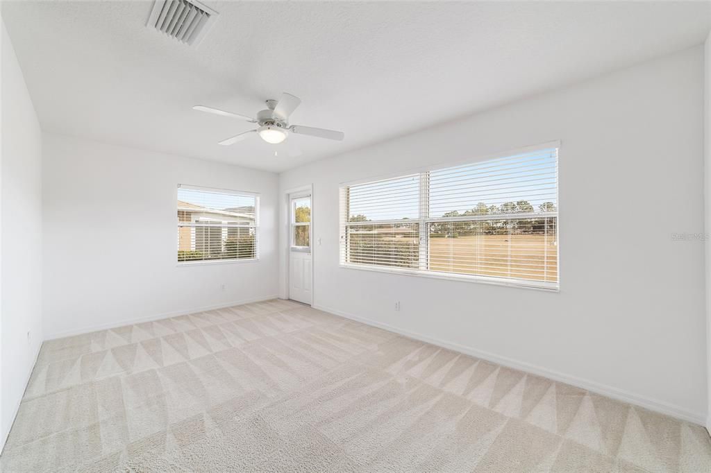 For Sale: $220,000 (2 beds, 2 baths, 1420 Square Feet)