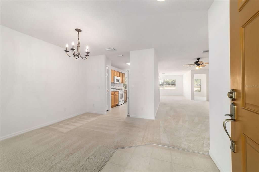 For Sale: $220,000 (2 beds, 2 baths, 1420 Square Feet)