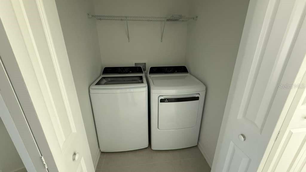 В аренду: $2,090 (3 спален, 2 ванн, 1689 Квадратных фут)