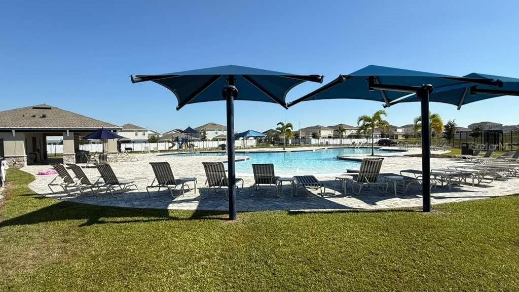 В аренду: $2,090 (3 спален, 2 ванн, 1689 Квадратных фут)