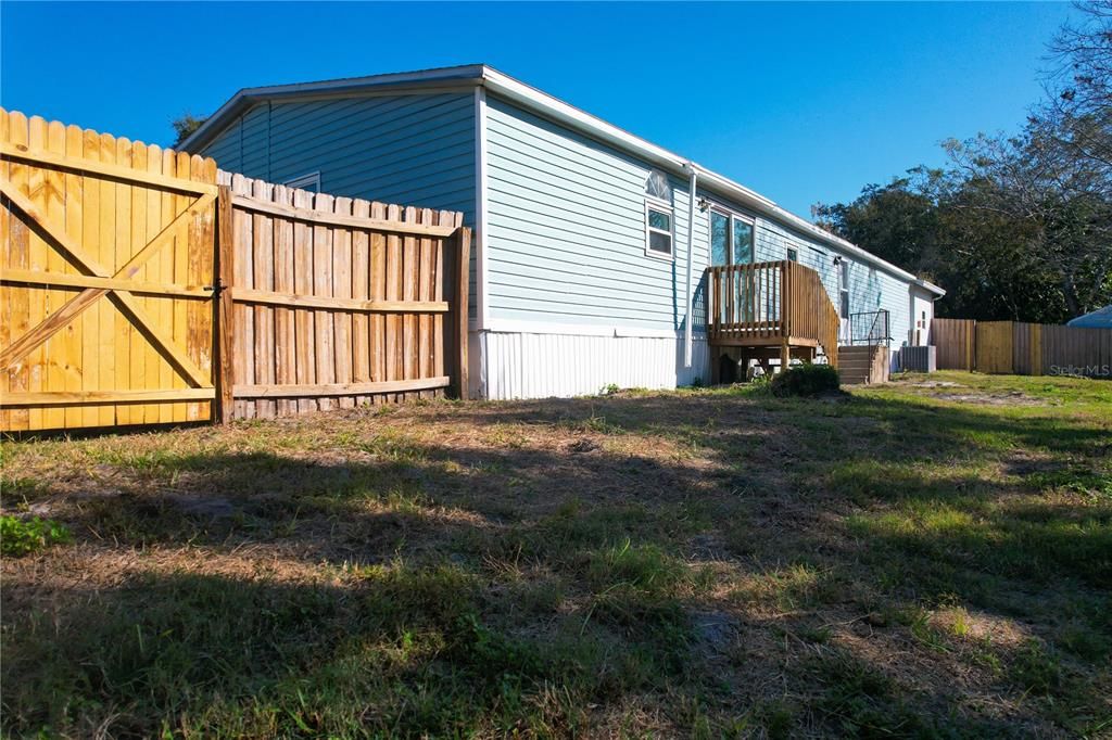 На продажу: $324,900 (4 спален, 2 ванн, 1782 Квадратных фут)