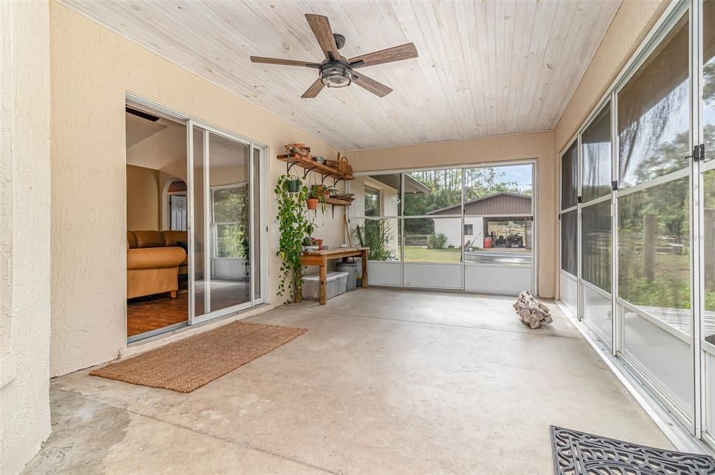 For Sale: $1,400,000 (3 beds, 2 baths, 1900 Square Feet)