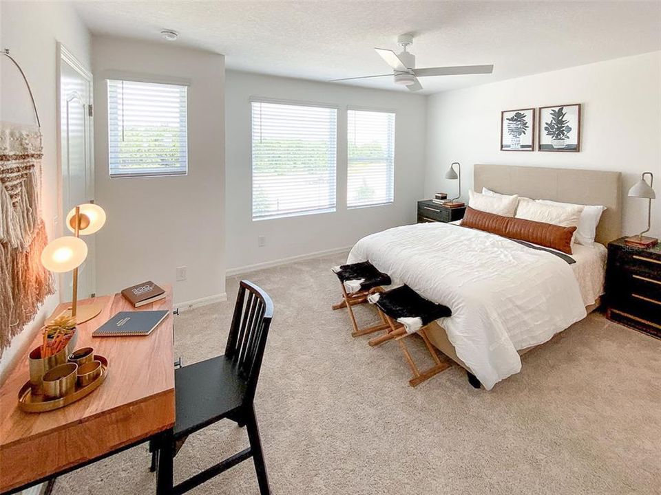 For Rent: $3,200 (3 beds, 3 baths, 2016 Square Feet)