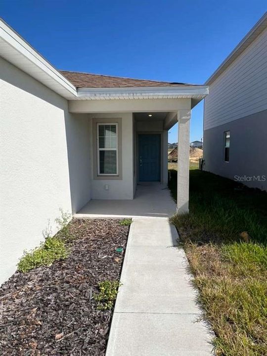 For Rent: $2,500 (4 beds, 2 baths, 4482 Square Feet)
