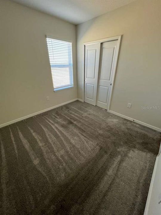 For Rent: $2,500 (4 beds, 2 baths, 4482 Square Feet)