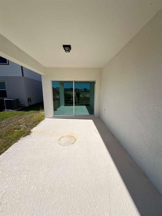 For Rent: $2,500 (4 beds, 2 baths, 4482 Square Feet)