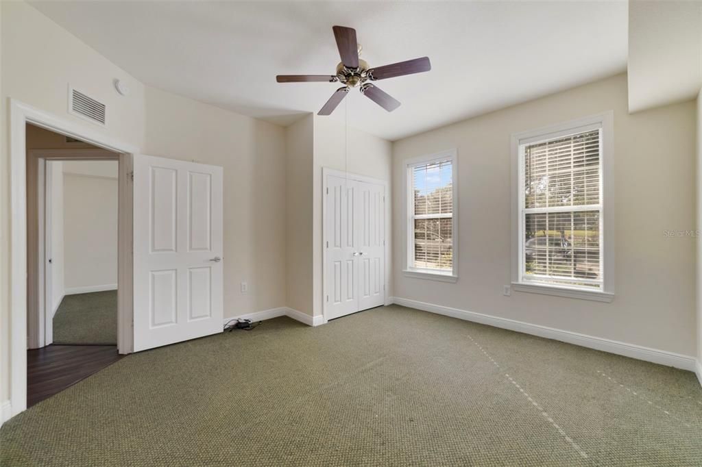 待售: $245,000 (3 贝兹, 2 浴室, 1344 平方英尺)