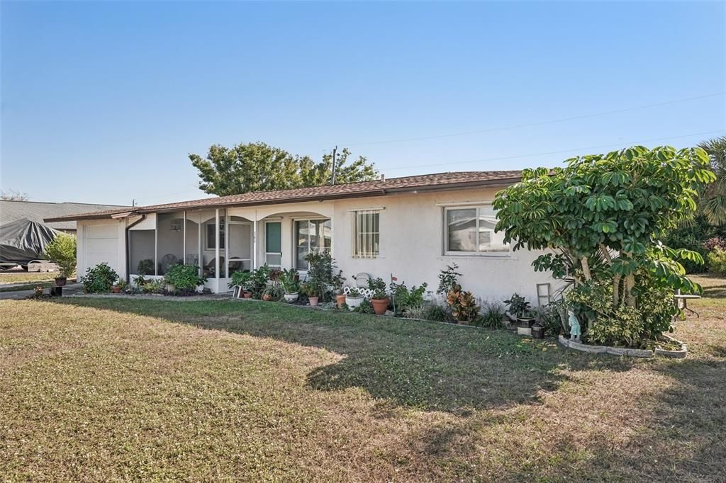 Activo con contrato: $269,000 (2 camas, 2 baños, 1232 Pies cuadrados)