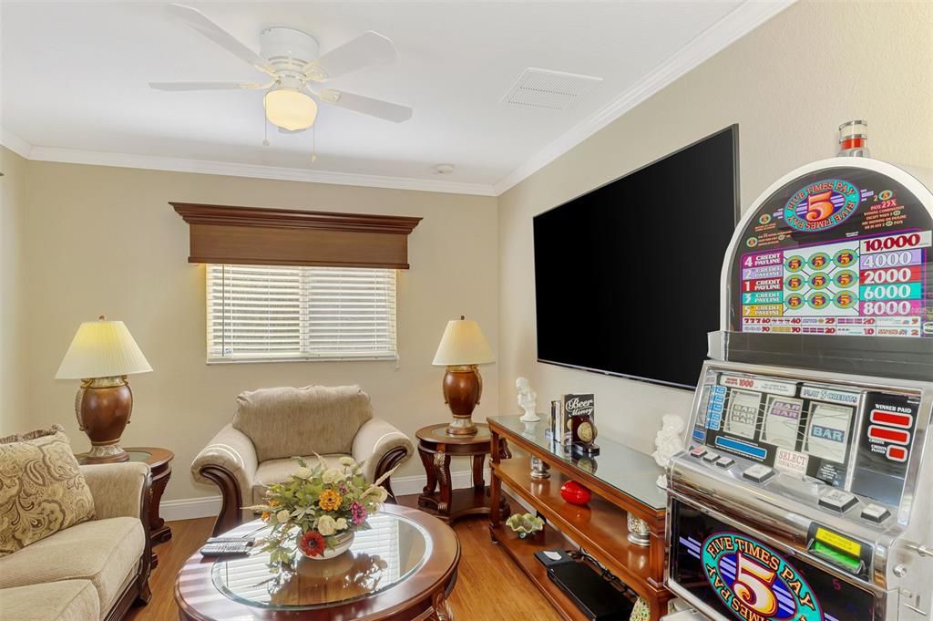 Active With Contract: $279,000 (3 beds, 2 baths, 1562 Square Feet)