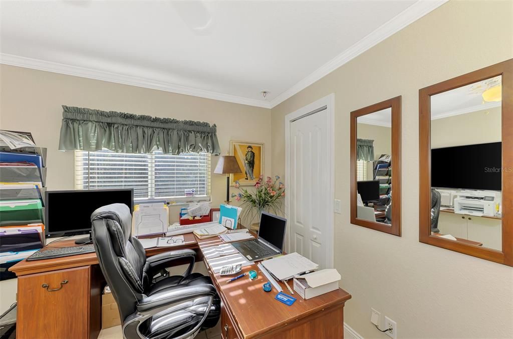 Active With Contract: $279,000 (3 beds, 2 baths, 1562 Square Feet)