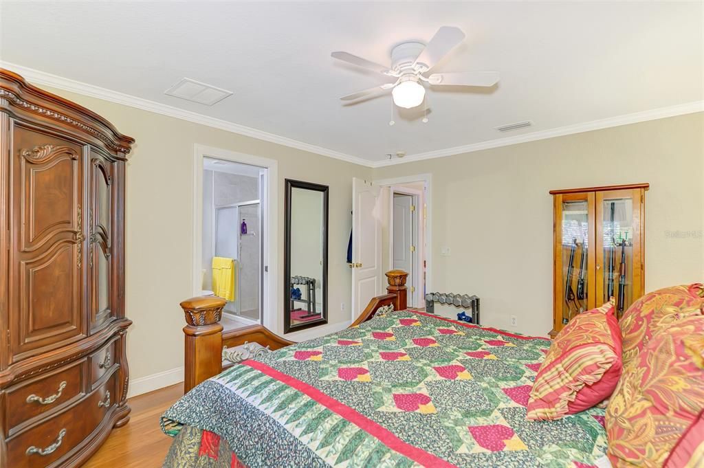 Active With Contract: $279,000 (3 beds, 2 baths, 1562 Square Feet)