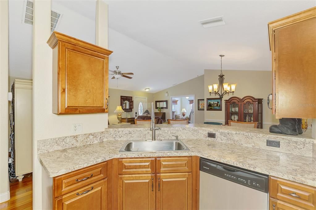 Active With Contract: $279,000 (3 beds, 2 baths, 1562 Square Feet)