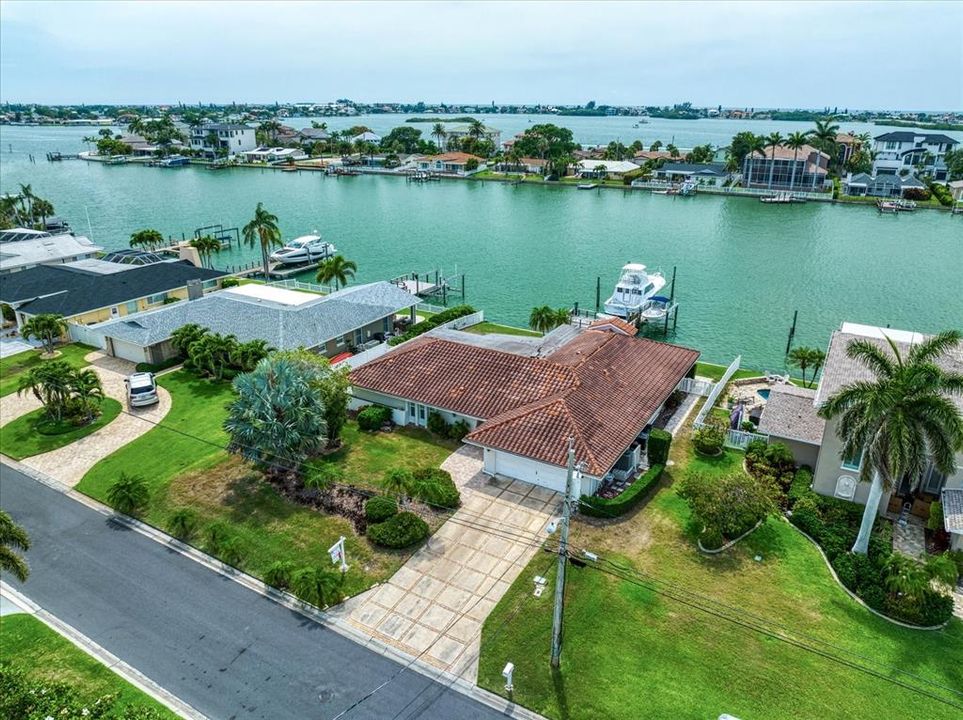 待售: $1,599,999 (3 贝兹, 3 浴室, 2468 平方英尺)