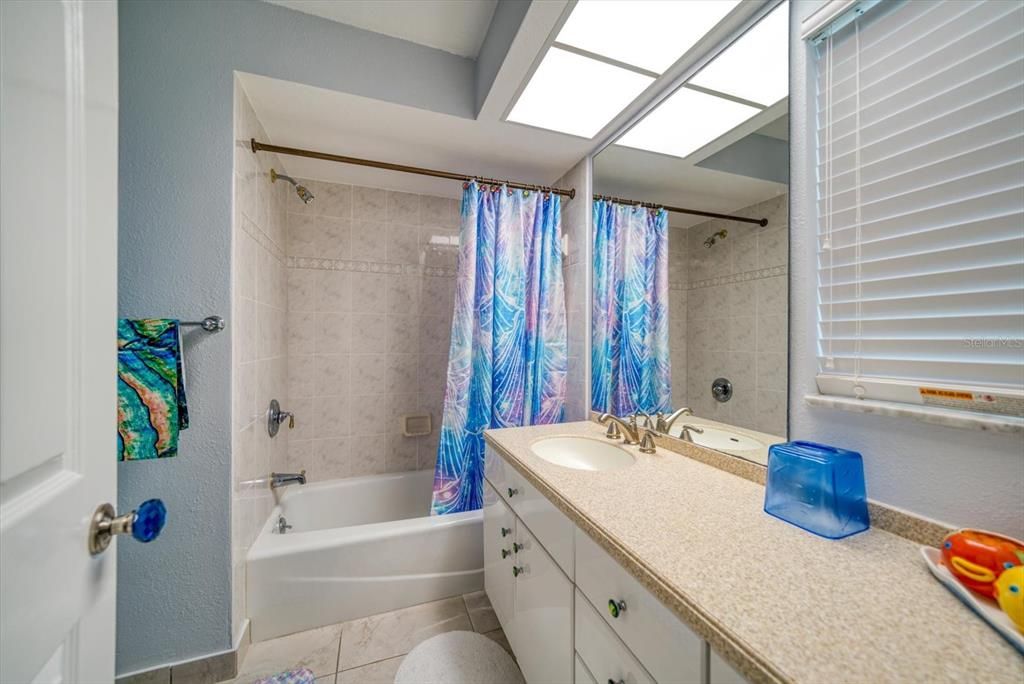 待售: $1,599,999 (3 贝兹, 3 浴室, 2468 平方英尺)