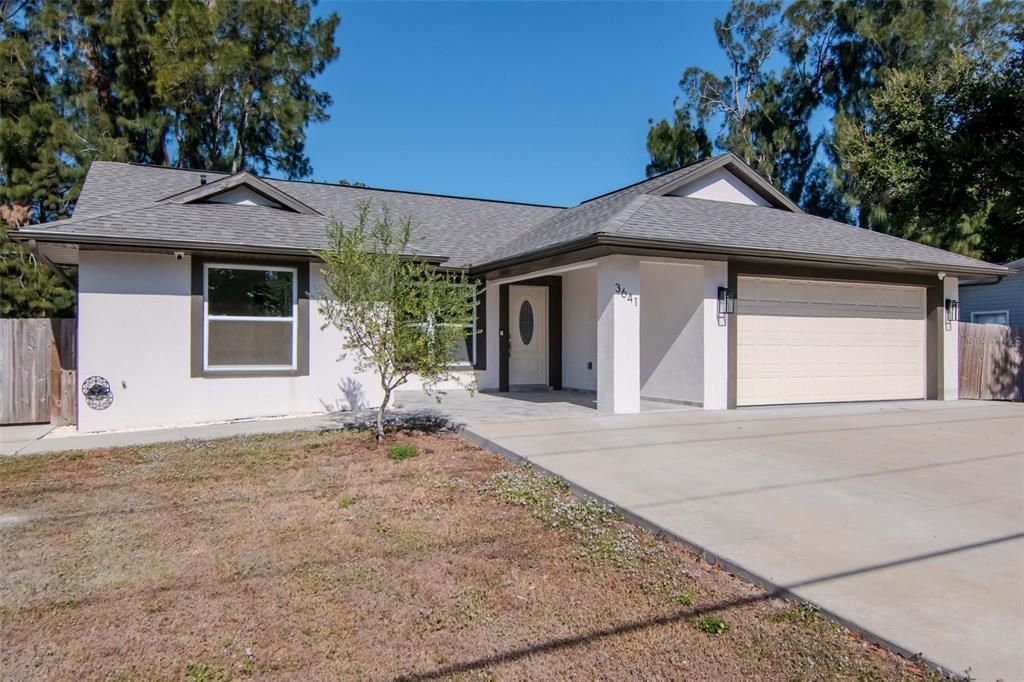 Active With Contract: $534,000 (3 beds, 2 baths, 1477 Square Feet)