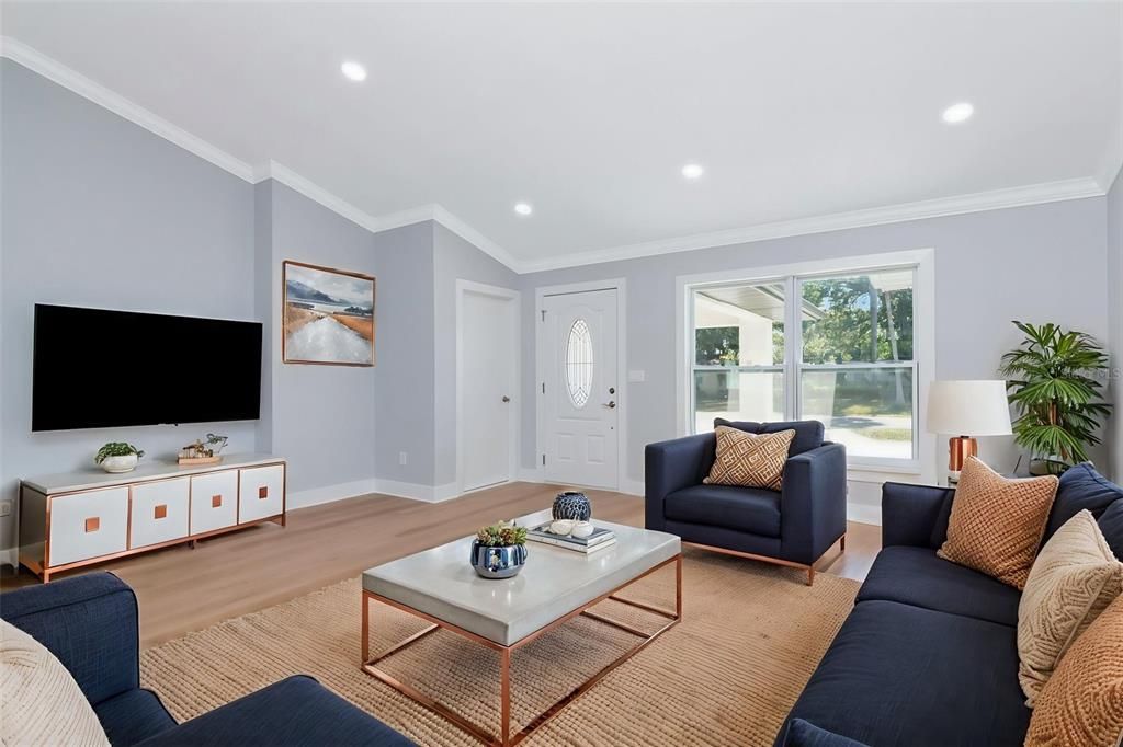 Active With Contract: $534,000 (3 beds, 2 baths, 1477 Square Feet)